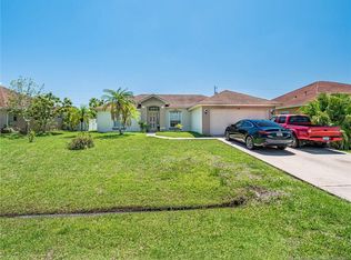 2608 SW Fair Isle Rd, Port Saint Lucie, FL 34987