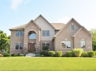 14294 Brooks Edge Ln, Fishers, IN 46040