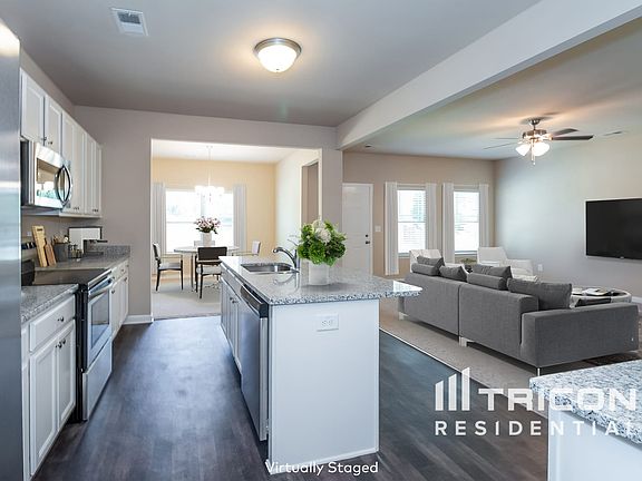 2nd image of 203 Stillwood Dr