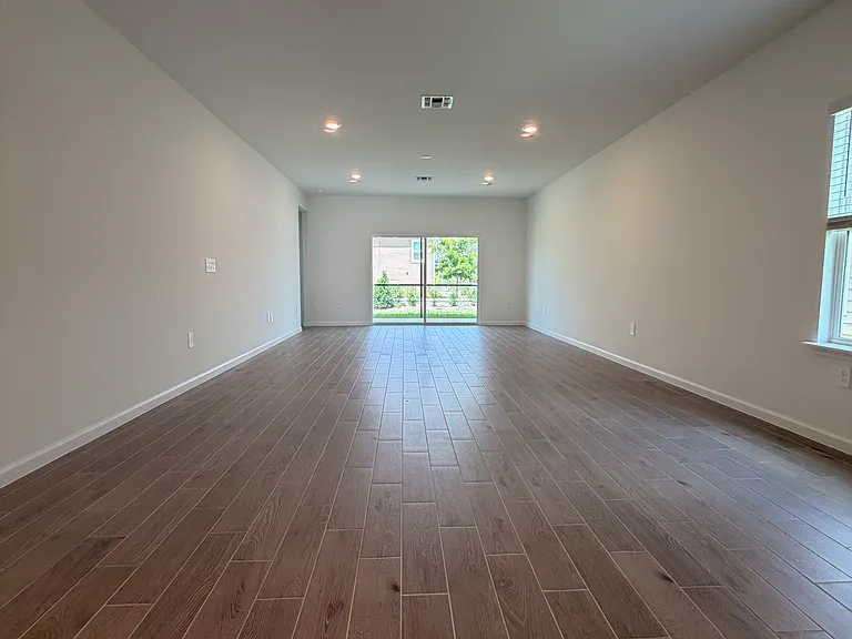 8904 SW 69th Ter — Photo 8