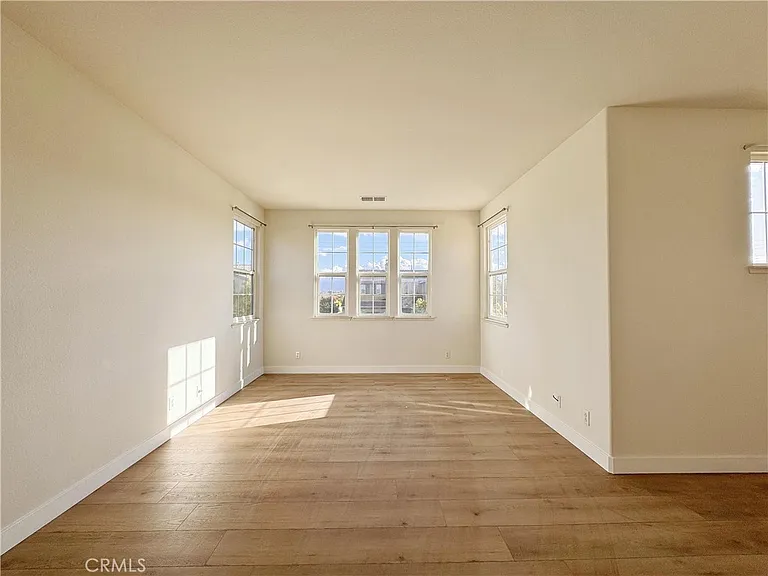 13284 Campolina Dr — Photo 25