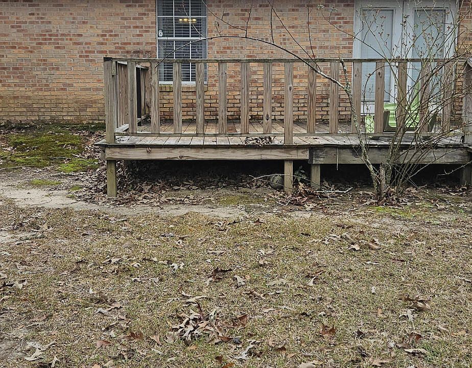 2nd image of 1740 Woodland Dr