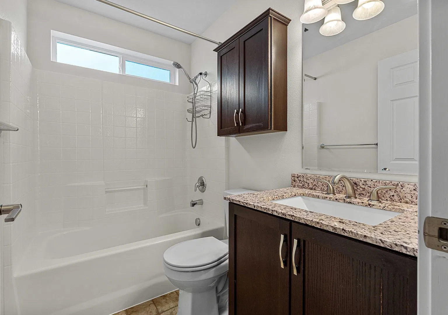Beautiful 3-Bedroom Home In Legacy Place Coeur D'Alene! — Photo 4