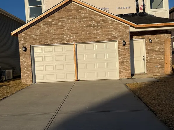 1088 Tomahawk Pl, Martinsville, IN 46151