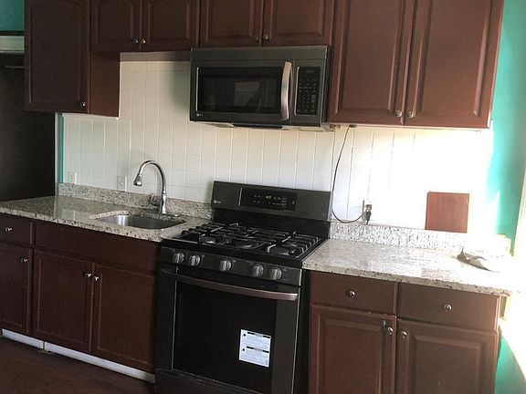 2nd image of 729 Broadway #2
