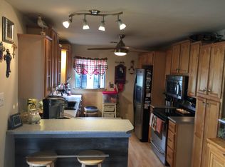 858 Margie Tewmey Rd, Port Lavaca, TX 77979