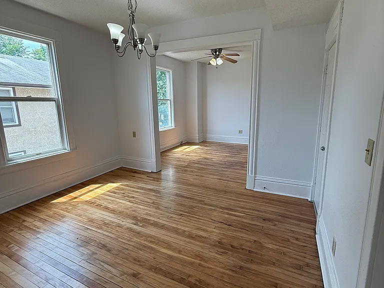 1719 Adams St NE #4 — Photo 3