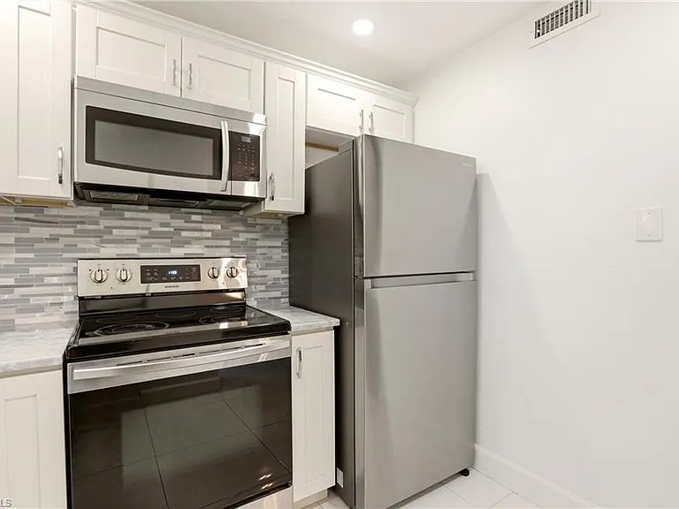 1450 Green Valley Cir #502 — Photo 11