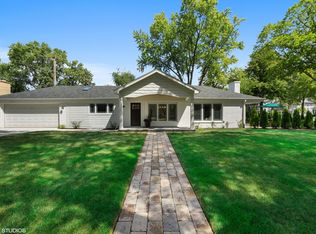 437 The Ln, Hinsdale, IL 60521