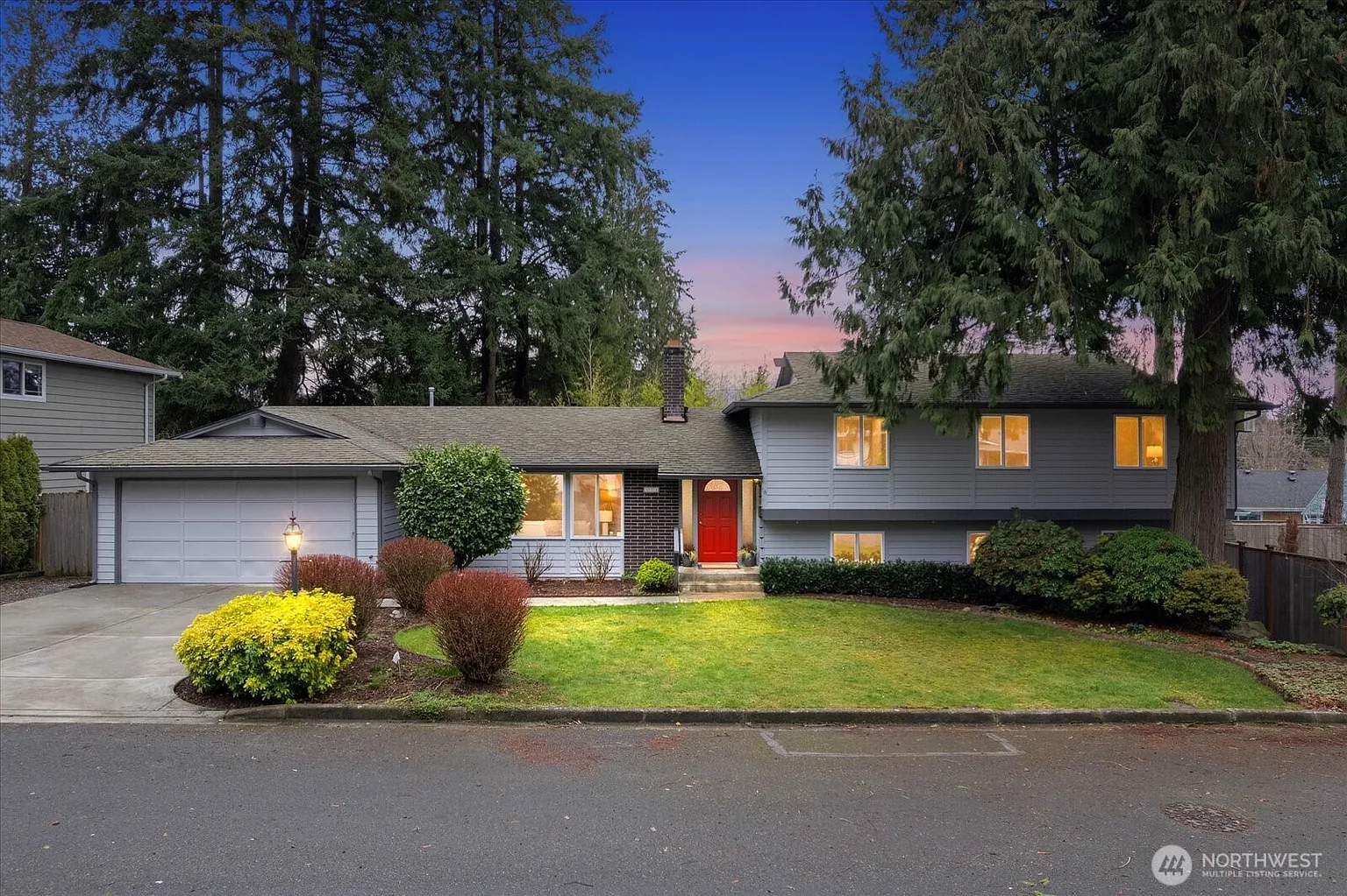 521 NW 196th Place photo 1