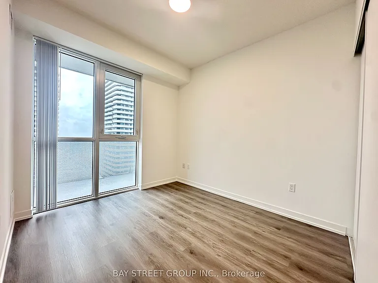 28 Interchange Way #4102 — Photo 14