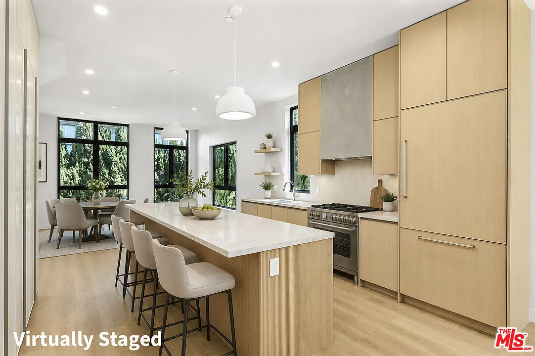 3 bed, 3.5 bath, 2035 sqft, $10,000 — Photo 1