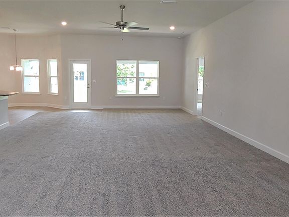 5th image of 2332 SE Fruit Ave
