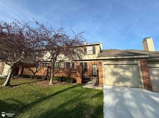 7287 Green Farm Rd, West Bloomfield, MI 48322