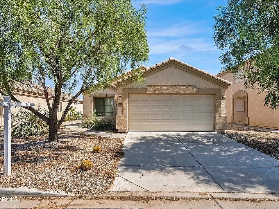 23471 N Desert Dr