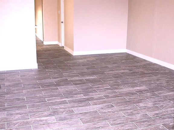 5th image of 3414 W SOLANO Drive S