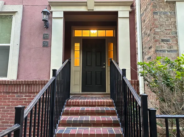 722 Perimeter Walk, Dunwoody, GA 30338