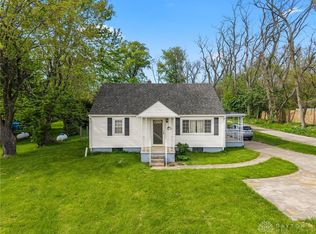 1012 W Sparrow Rd, Springfield, OH 45502