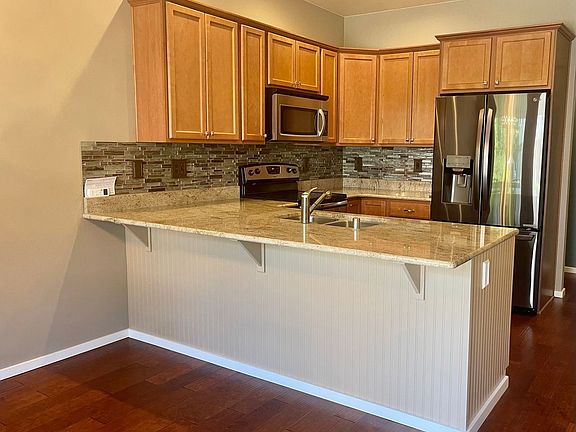 2nd image of 25986 Arklow Pl NE