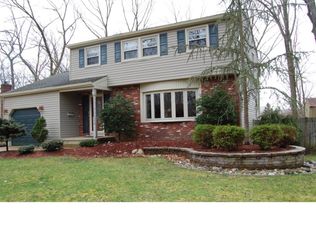 1732 Forest Dr, Williamstown, NJ 08094