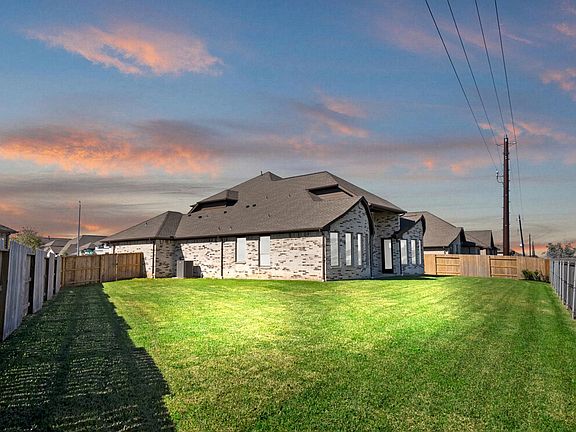 5th image of 2911 Sellers Island Dr