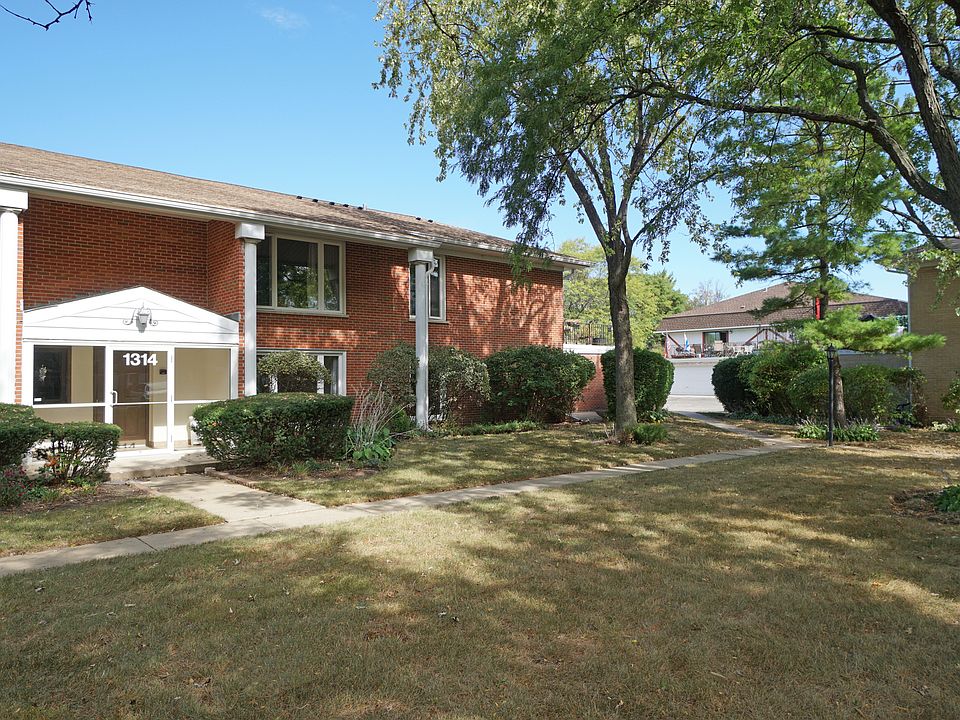 1st image of 1314 S New Wilke Ln #1D