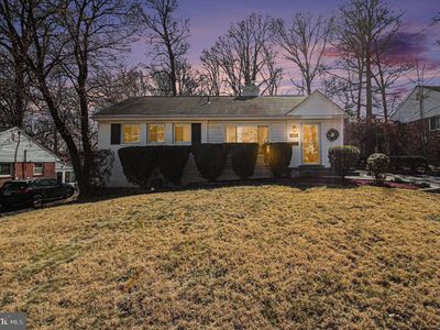 10807 Maple St, Fairfax, VA, 22030