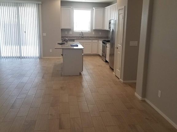 5th image of 25275 N 143rd Dr