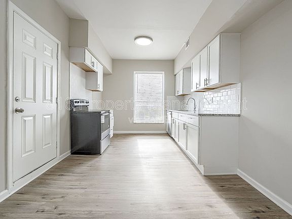 5th image of 301 Benton Blvd APT 3