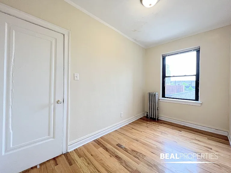 4829 N Damen Ave — Photo 11