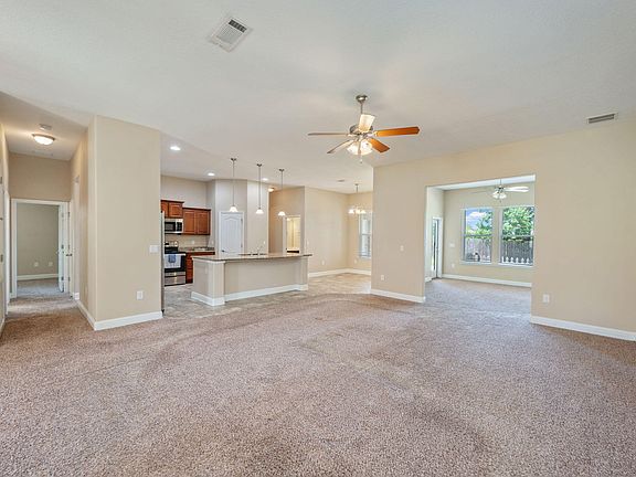 5th image of 3048 Crown Creek Cir