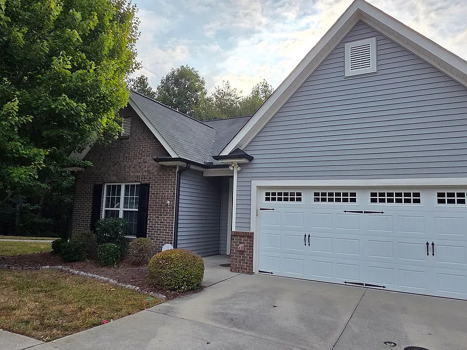 335 Shallowford Reserve Dr