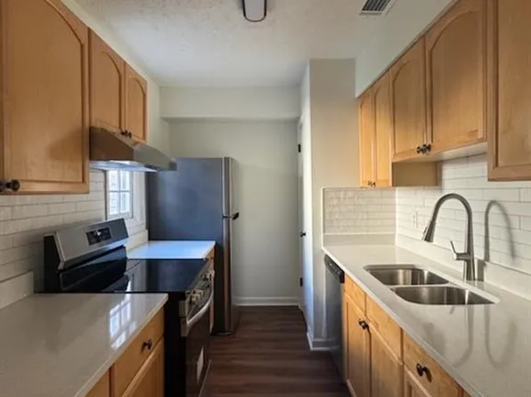 3091 Colonial Way APT D4, Atlanta, GA 30341