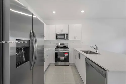 701 SE 13th Street Cir #Townhouse 701 Photo 1