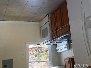 4th image of 328 Keller Ave