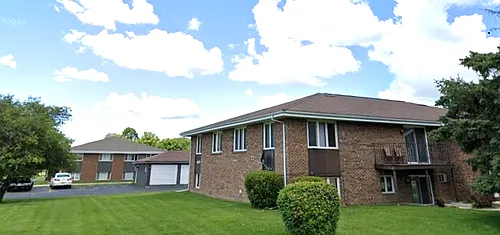 4929 Hampshire Close #4 Photo 1 4929 Hampshire Close #4 Photo 1