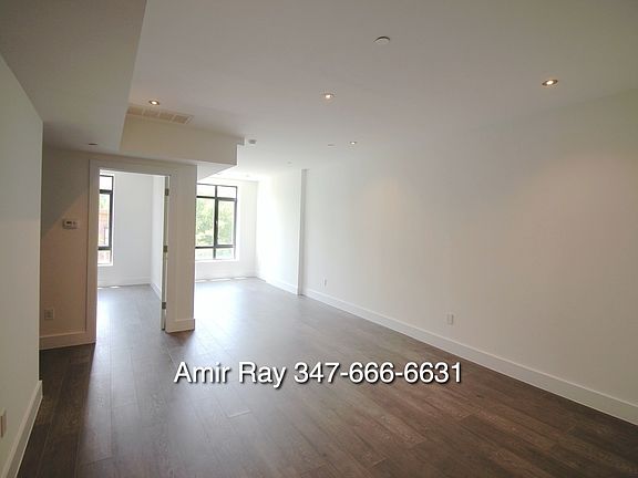 4th image of 609 Saint Johns Pl APT 2