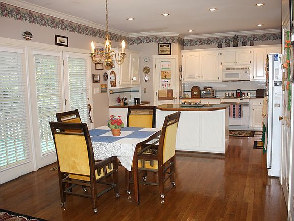 Kitchen and Eating Area