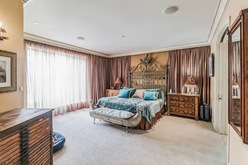 Master bedroom - 165 Cherokee Way