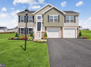 1668 Falcon Ln #243, Chambersburg, PA 17202