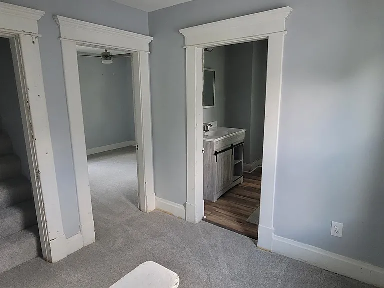 401 S Harris Ave — Photo 7
