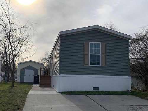 1st image of 1851 Everest Dr