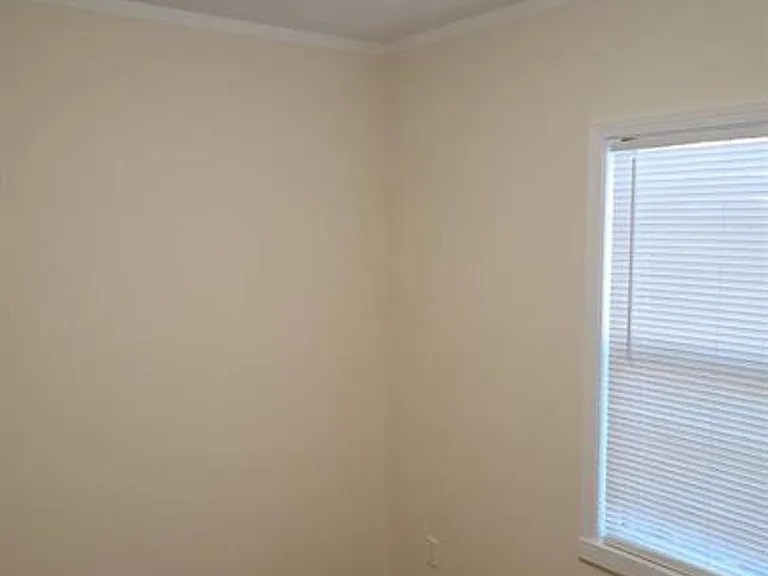 1538 Longfield Ave — Photo 19
