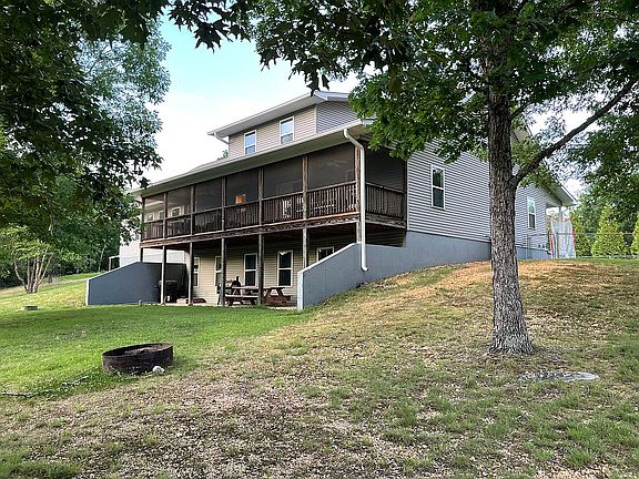 4th image of 438 Radcliff Ln