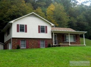 3367 Big Piney Creek Rd, Lansing, NC 28643