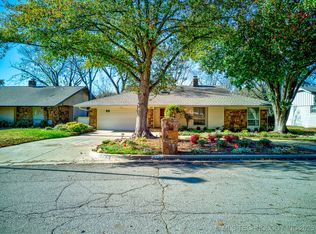 6738 S Louisville Ave, Tulsa, OK 74136