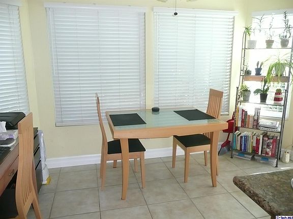 5th image of 5865 Woodglen Dr