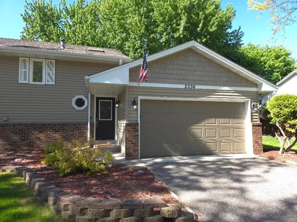 2336 Hale Ave N, Oakdale, MN 55128