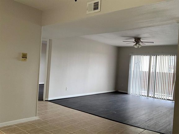 4th image of 8529 Hearth Dr APT 31
