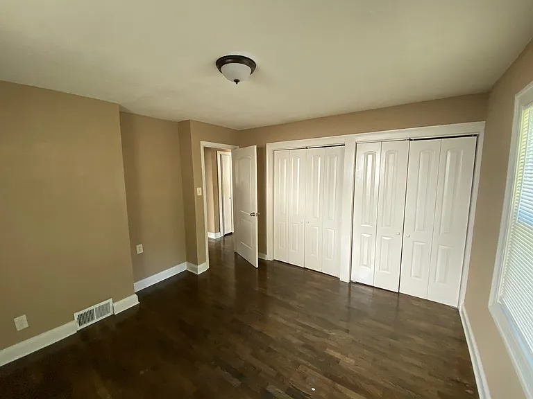 1429 Grand Ave — Photo 11